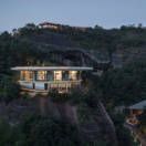 Lusso e meraviglia: tra le montagne l'hotel più spettacolare della Cina