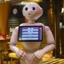 Sul Lago di Garda arriva Pepper, il robot che gestisce i buffet in hotel