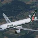 Alitalia cede gli slot, rotte sul mercato