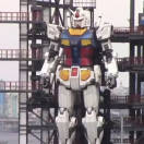 Giappone, un mega Gundam nel porto di Yokohama