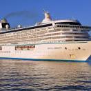 Crystal Symphony e Crystal Serenity bloccate alle Bahamas