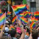 L'occasione del Pride per il mercato italiano: come accogliere i turisti Lgbt