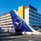 Lufthansa versoi 100 anniMa adessoè allarme conti