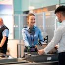 Liquidi a bordo, anche Heathrow dice addio al limite