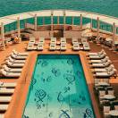 DebuttaFour Seasons I,lusso sul mare