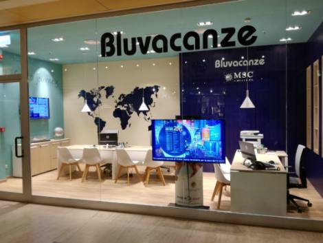 Il nuovo concept store Bluvacanze approda nei centri commerciali