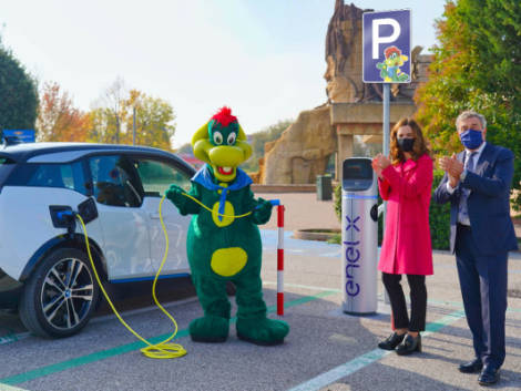 Gardaland punta sul ‘green’: arrivano le colonnine Enel X per le auto elettriche