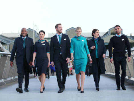 Aer Lingus completa il rebranding con le nuove divise