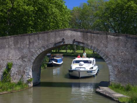 ‘Naviga con fiducia’: l’iniziativa Le Boat per sostenere le prenotazioni