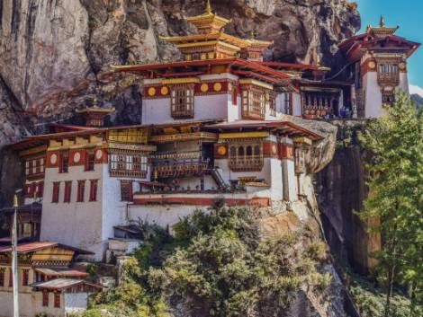 Il Bhutan riduce della metà la tassa di ingresso nel Paese