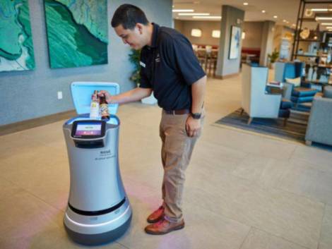 Hilton e Marriott adottano i robot anti Covid in California