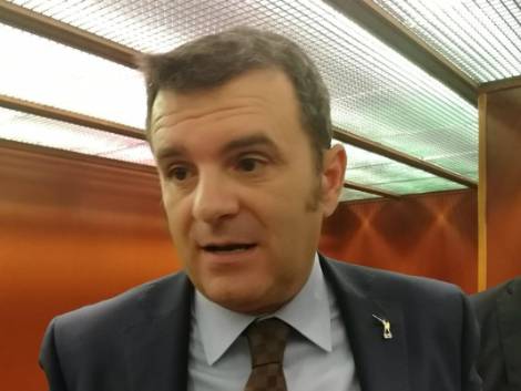 Centinaio sulla crisi di Governo: “Io non chiudo mai le porte”