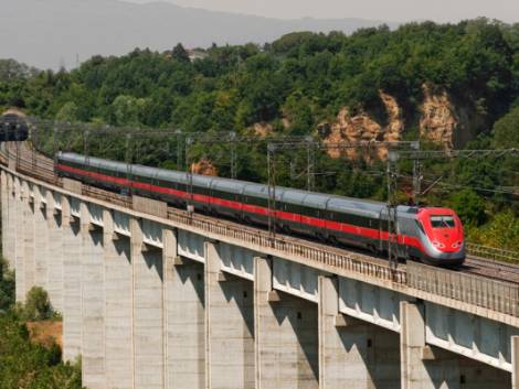 L'Expo arriva in agenzia: Trenitalia apre agli aerei