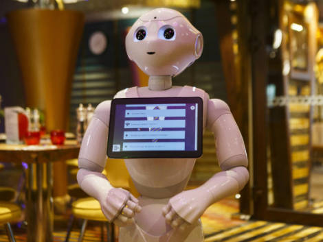 Sul Lago di Garda arriva Pepper, il robot che gestisce i buffet in hotel