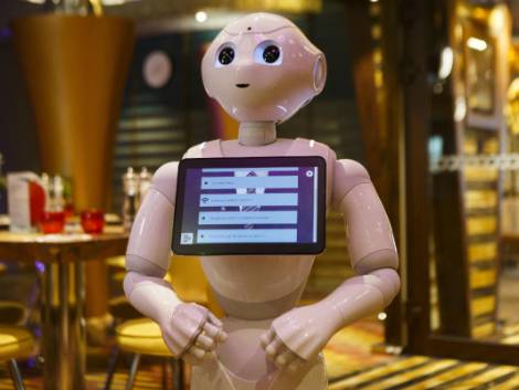 Sul Lago di Garda arriva Pepper, il robot che gestisce i buffet in hotel