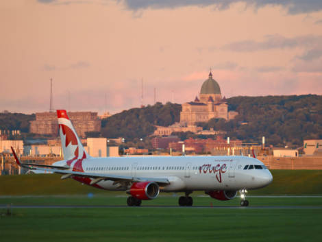 Air Canada Rouge torna in pista, ma non volerà più in Europa