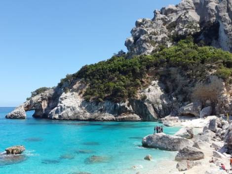 Sardegna, ecco tutte le spiagge a numero chiuso nell’estate 2023