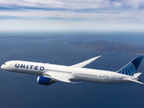 United: rimborsi per chi non vuole volare dopo la fine dell'obbligo per le mascherine