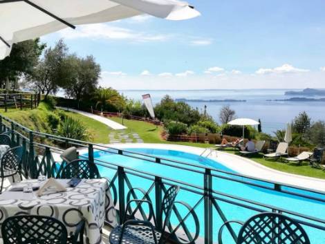 Domina Travel approda sul Lago di Garda con il Borgo degli Ulivi