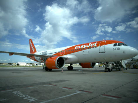 easyJet toglie nove aerei su Mxp, Napoli e Venezia