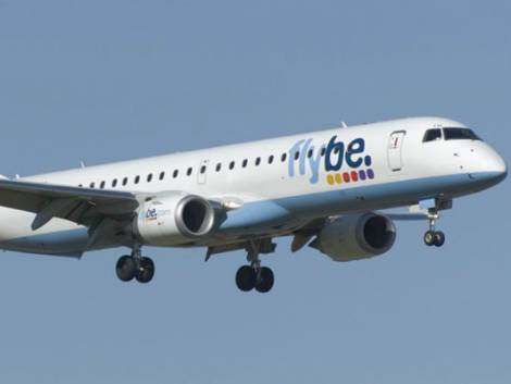 Flybe, l'era Connect Airways si apre con tagli ai voli