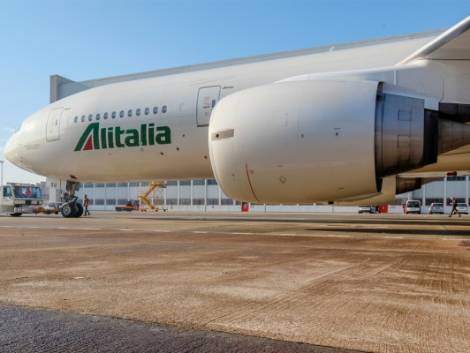 Alitalia, meno di 100aerei nella flotta: a rischio l’offerta di collegamenti