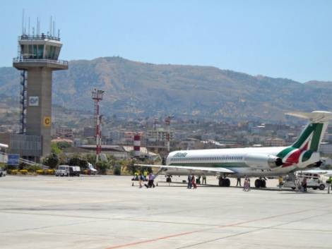 Alitalia via da Reggio Calabria, scalo a rischio chiusura