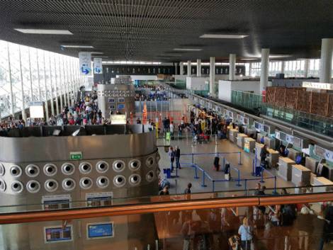 All’aeroporto di Catania il parcheggio si paga con il Telepass