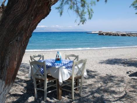 I turisti italiani alla ricerca della Grecia low cost