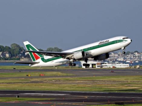 Alitalia e il mercatoPolemica dalle agenzie