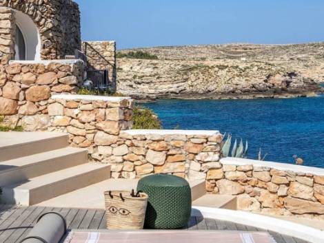 Un intero hotel in affitto in esclusiva: l’idea di Sporting Vacanze a Lampedusa