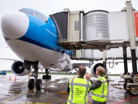 Klm inaugura il primo finger completamente automatizzato