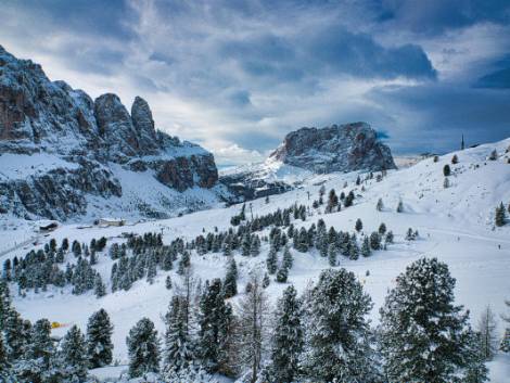 Il caro energia fa schizzare i prezzi degli skipass: il caso di Dolomiti Superski