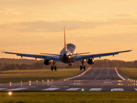 Standard &amp; Poor’s: “Traffico aereo in ripresa, ma tariffe alte per molto tempo”
