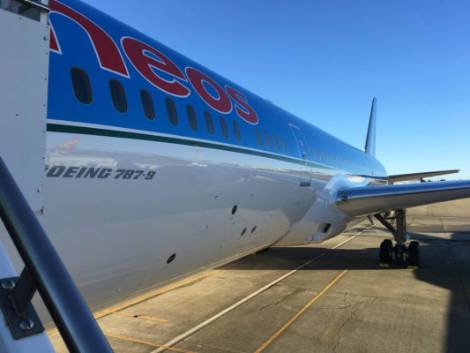 Neos, atterra a Mxp il terzo Dreamliner e la compagnia rilancia: in arrivo un quarto B787