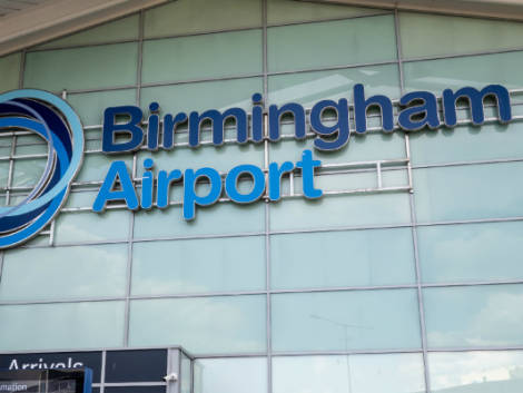 Aeroporto di Birmingham: stop ai limiti sui liquidi dal prossimo anno