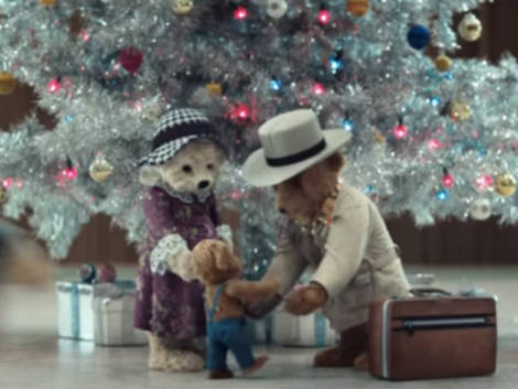 Una storia di Natale: lo spot di Heathrow mette in scena i teddy bear