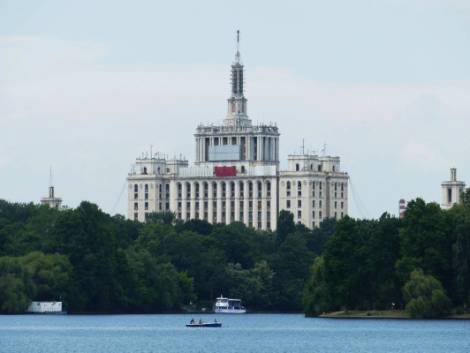 Blue Air in Romania, voli giornalieri per Bucarest nella summer