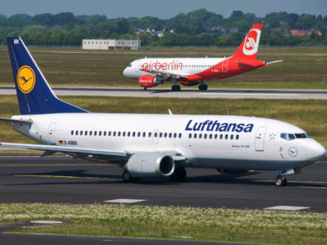 Lufthansa mette le manisulla flotta di airberlin