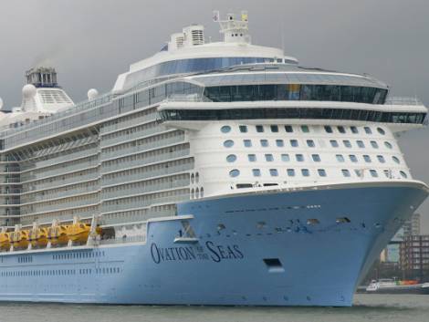 Royal Caribbean prolunga la sospensione delle crociere