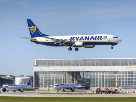 Ryanair lancia 5 nuove rotte su Napoli
