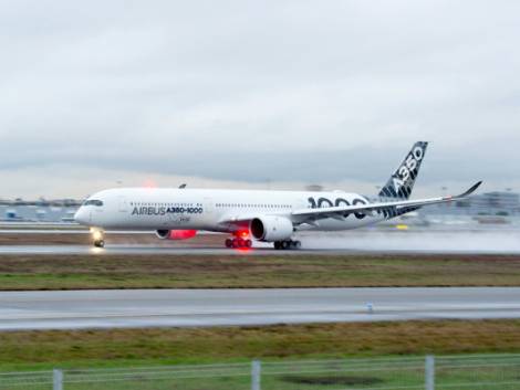 L’Airbus A350-1000 allo scoperto: parte il tour dimostrativo