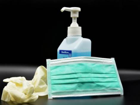 Covid e isolamento: le nuove misure entro la settimana, le ipotesi