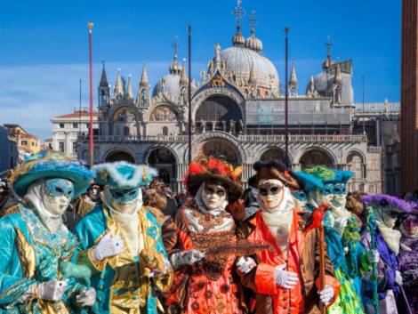 Venezia si prepara al Carnevale, picco di prenotazioni il 9 febbraio: i dati Global Blue