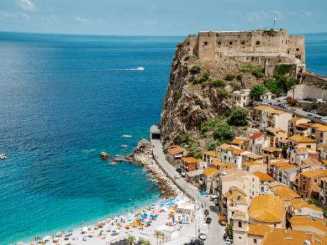 Regione Calabria, bando Family Hotel per ristrutturare gli alberghi