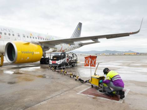 Vueling, primo volo con carburante sostenibile Repsol