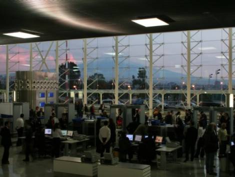 Catania, aeroporto nell'occhio del ciclone