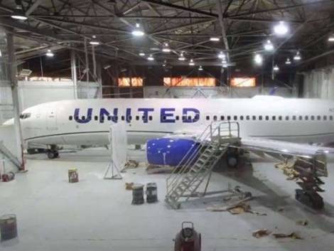 Il ceo di United chiede il vaccino obbligatorio per chi lavora nel trasporto aereo