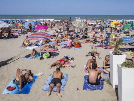 Riccione, gli albergatori propongono la 'bolla sanitaria' per il rilancio