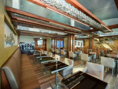 Emirates, riaperte 30 lounge nel mondo